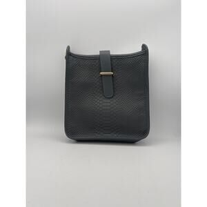 Women’s Gigi New York Gray Leather Crossbody Purse w/ Snakeskin Pattern